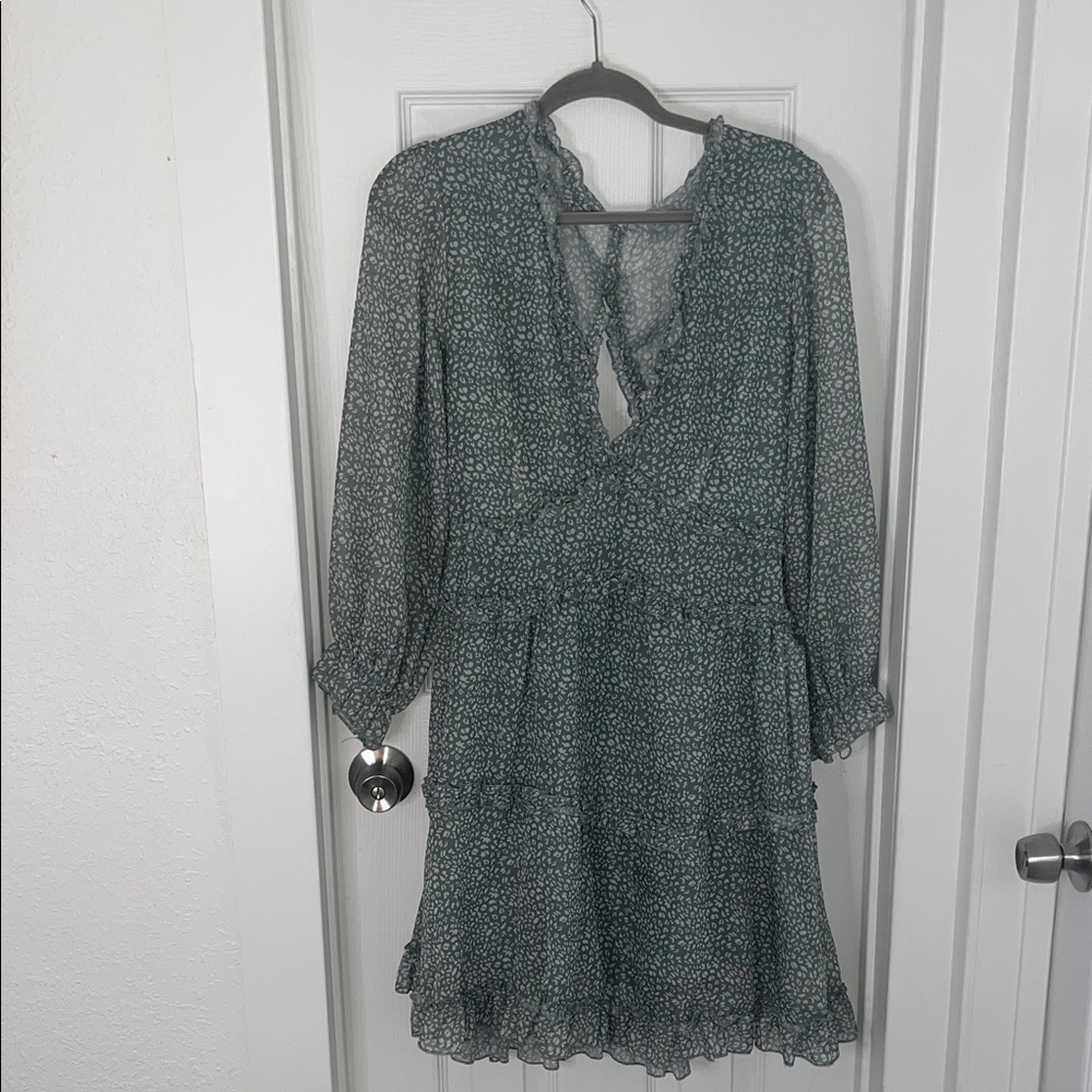 Elegant Green Floral Backless Dress